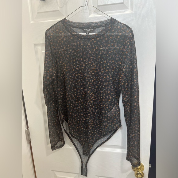 Black Floral Mesh Bodysuit (Sheer) Size M - Picture 6 of 11